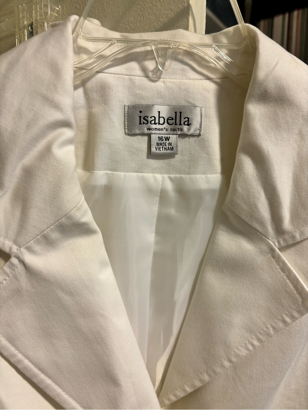 Isabella Women's Cream Tailored Blazer